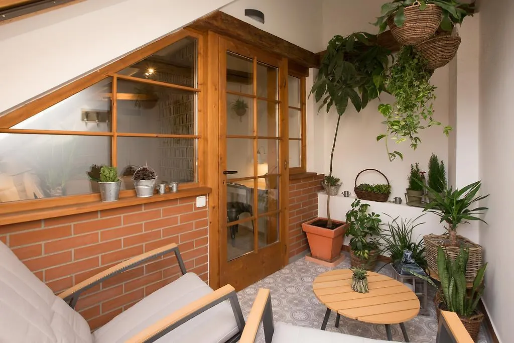Bohemian Chic 2 Bedroom 2 Bathroom Loft With Hanging Chair Prague