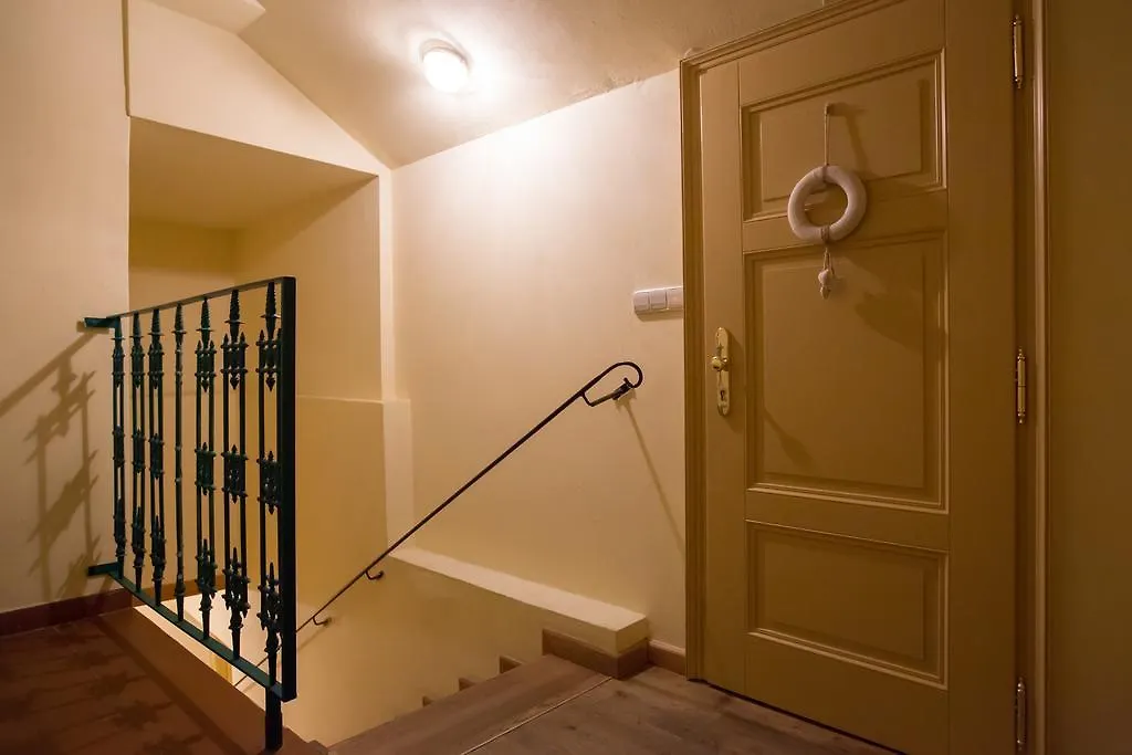 Bohemian Chic 2 Bedroom 2 Bathroom Loft With Hanging Chair Prague